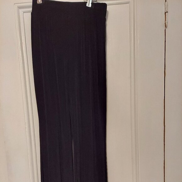 Chico's Travelers Black Full Length Straight Leg Pants size 0 (4/6) - Picture 1 of 1